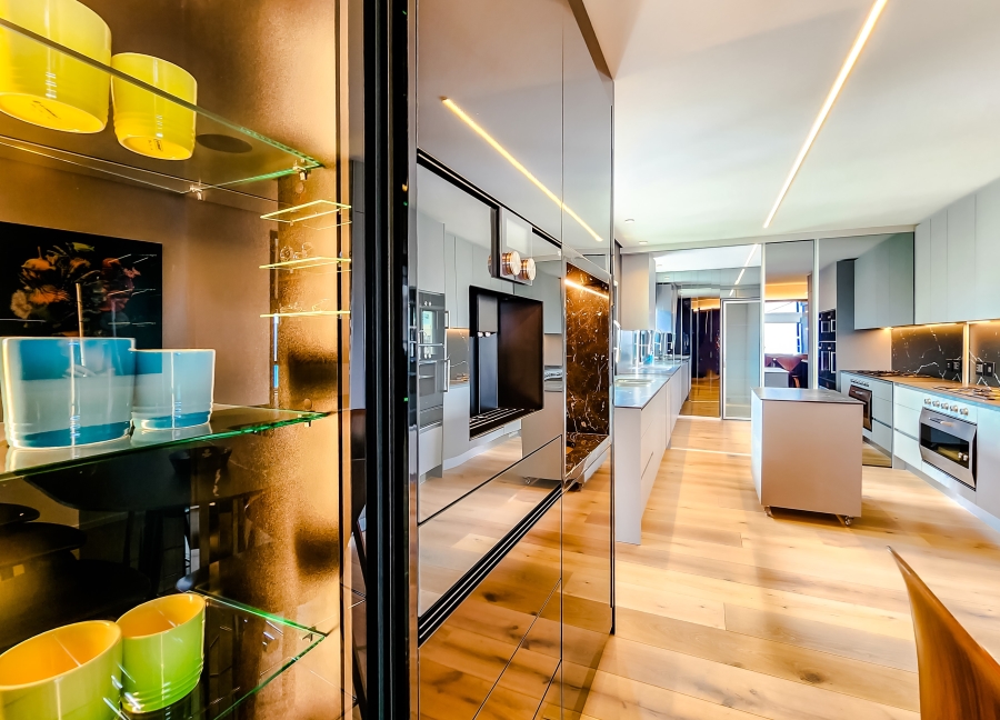 5 Bedroom Property for Sale in Sea Point Western Cape